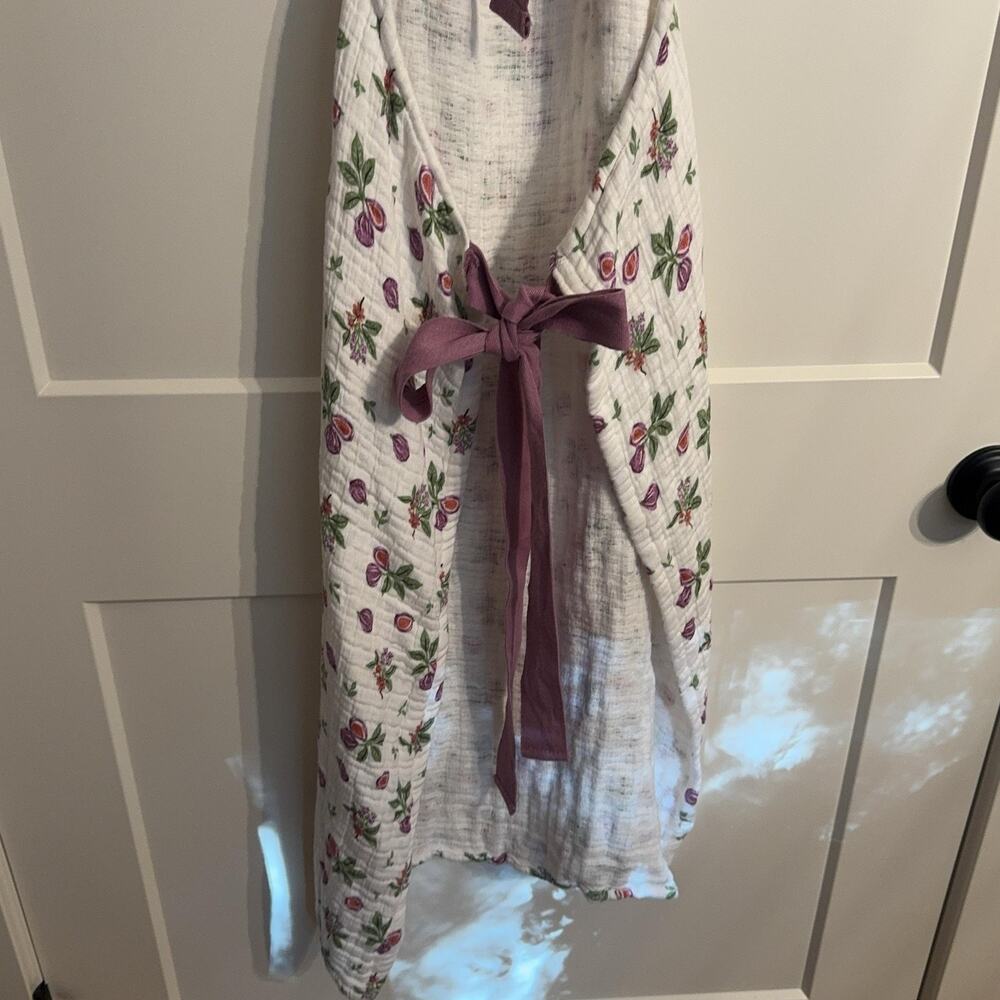 En Vogue Crossback Apron Adult One Size White Fig Fruit Cotton Gauze Kitchen NWT - Picture 5 of 7